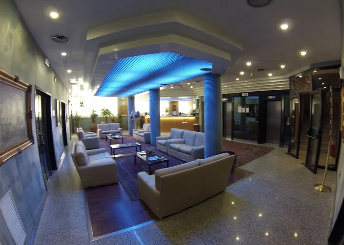 Resort: Benny Hotel